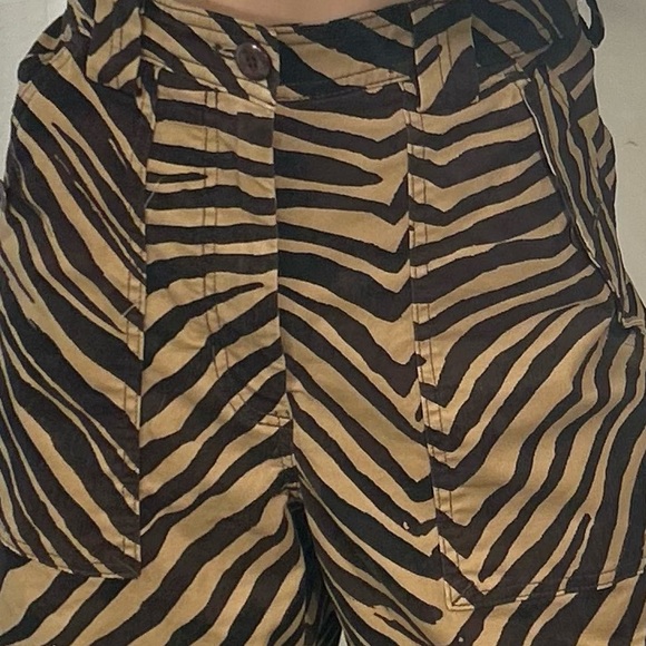 💫Banana Republic Women's Sloan Black & Yellow Animal Prints Jeans - Picture 5 of 10